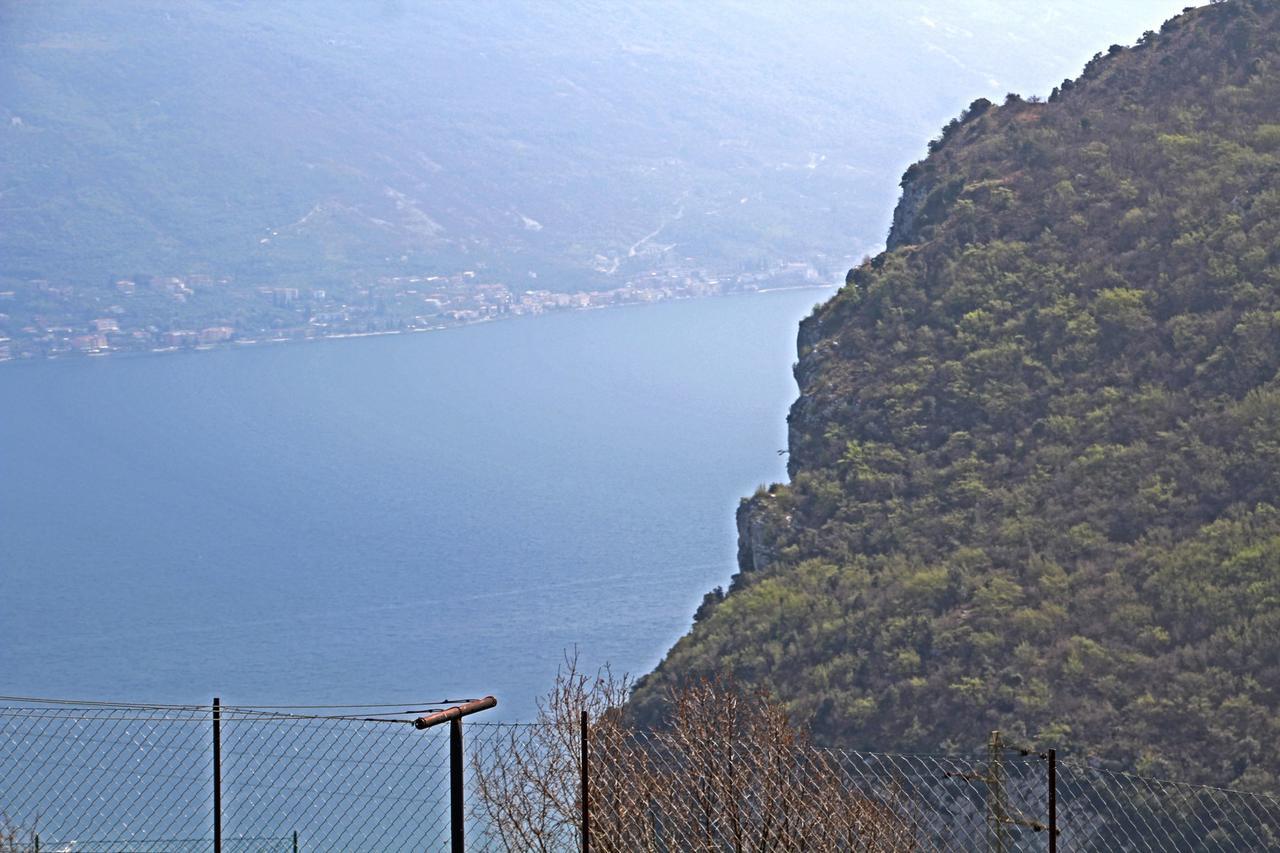 Casa Del Borgo Pregasio Garden And View By Gardadomusmea Villa Tremosine Buitenkant foto